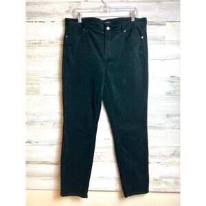 Well Worn Women’s 14 Dark Green High Rise zip Luxe Velvet Tapered Pants NEW